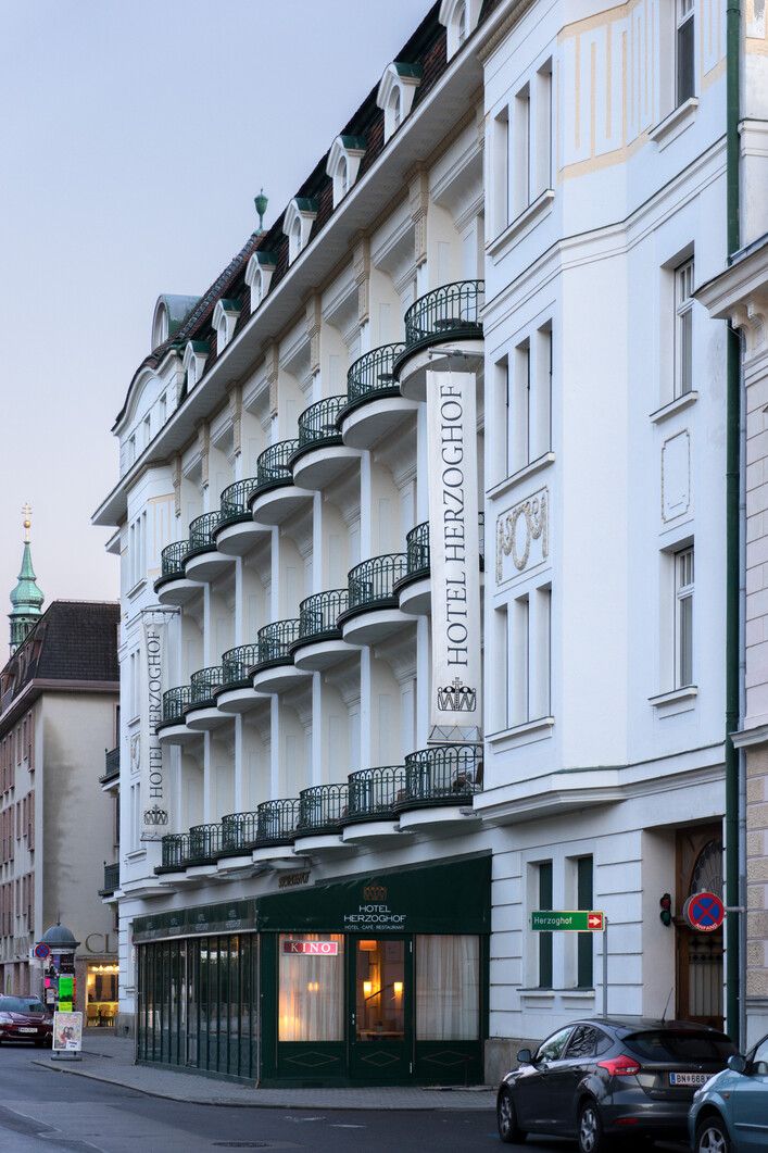 Ehem. Herzogshof, Hotel Mercure