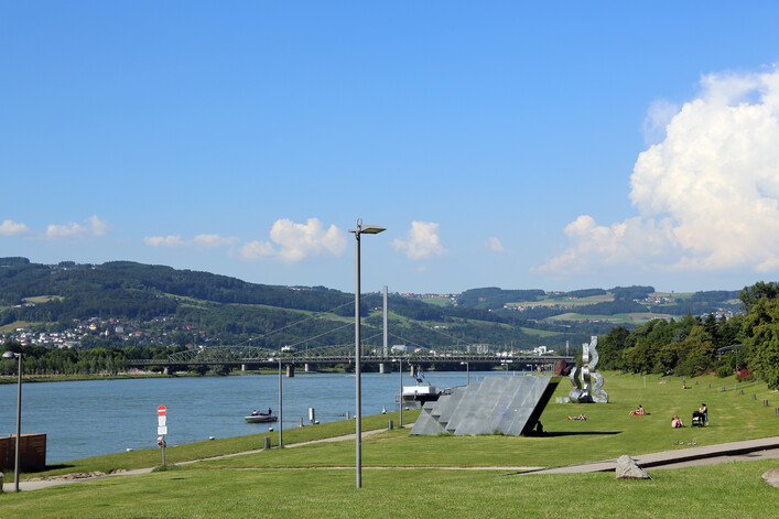 Donaulände in Linz, Austria.