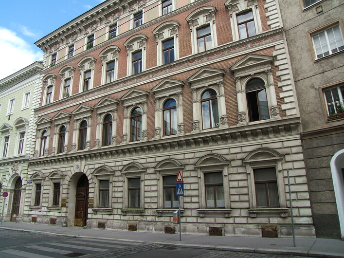 Palais Colloredo in Vienna, 4th district Waaggasse 4