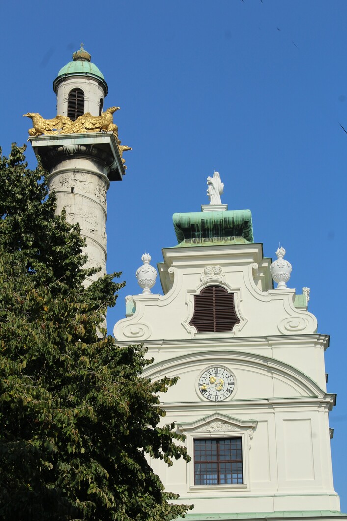 Vienna-Wieden, St. Charles's Church, triumph column