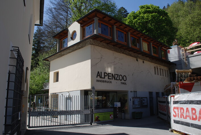 Alpenzoo Innsbruck, main entrance