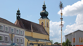 Die denkmalgeschützte Pfarrkirche in Altenfelden in Oberösterreich (Bezirk Rohrbach).




 

This media shows the protected monument with ObjektID 13826 in Austria. (Commons, de, Wikidata)