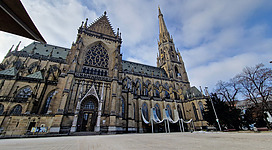 Den Mariendom in Linz besichtigen