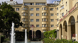 Kommunaler Wohnbau, Reumannhof