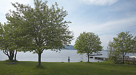 Naturbadeplatz Alexenau, Blick auf den Attersee, Weyregg am Attersee, Salzkammergut