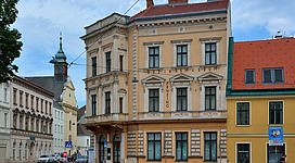 The former administration building, now the Penzing district museum, and behind it to the left the Rochus chapel, both on Penzinger Strasse in Vienna-Penzing