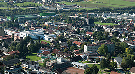 View to Jenbach from north (Achenseestraße), in the background Buch in Tirol with the church St. Margaretha