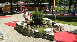 Minigolf spielen