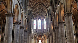 Den Mariendom in Linz besichtigen