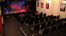 Theater am Alsergrund, Zuschauerraum und Bühne, 2016.