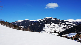 Panorama Pleßnitz, 1200 m ü.d.M. in der Gemeinde Krems in Kärnten mit Blick Richtung Katschberg, Kärnten, Österreich, Europäische Union