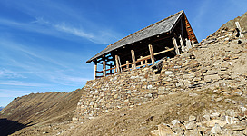 This media shows the remarkable cultural object in the Austrian state of Tyrol listed by the Tyrolean Art Cadastre with the ID 116354. (on tirisMaps, pdf, more images on Commons, Wikidata)