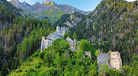 Die Burgruine Rabenstein erkunden