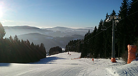 Skifahren im Familienskigebiet Hauereck