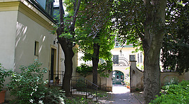 Stiftshof/Gutshof/Lesehof, ehem. Barnabitenfreihof