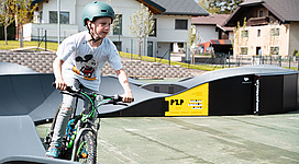 Pumptrackbahn Kiener in St. Georgen im Attergau, Salzkammergut.