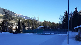 Eislaufen am Eislaufplatz Abfaltersbach