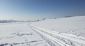 Langlaufen auf der Langlaufloipe Dorf