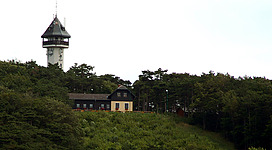 Guglzipf mountain (473m) above Berndorf, Lower Austria, with Waldhütte and Jubiläumswarte (an observation tower).