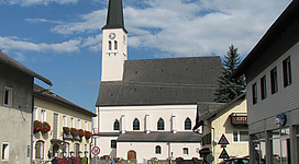 Kath. Pfarrkirche Mariä Himmelfahrt und Friedhof, Lochen am See, Oberösterreich