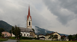 Die PfarrkircheOberlienz, Gemeinde Oberlienz  (Bezirk Lienz).