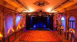 Ansicht des STADTSAAL vom Balkon