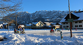 Eislaufen am Eislaufplatz Bad Mitterndorf