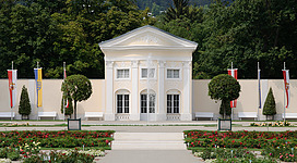 Einen Ausflug zum Badener Rosarium im Doblhoffpark machen