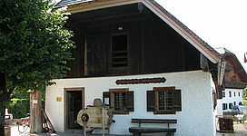 Heimathaus Steinbach am Attersee