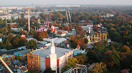 Description: View over the Prater amusement Park in Vienna, picture taken from the Riesenrad - Blick über den Wiener Prater, Aufnahme vom Riesenrad own image, taken October 15, 2000 Photographer: Herbert Ortner, Vienna, Austria